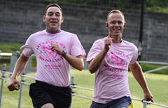 men running